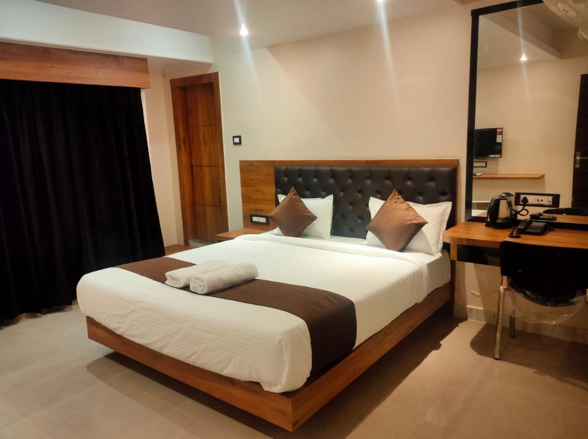 Aditya Inn 구와하티 외부 사진