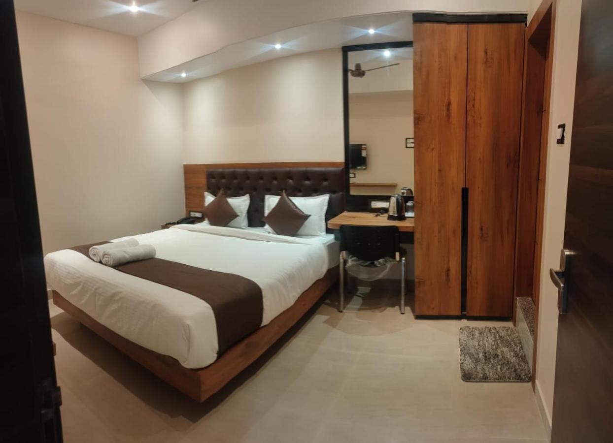 Aditya Inn 구와하티 외부 사진