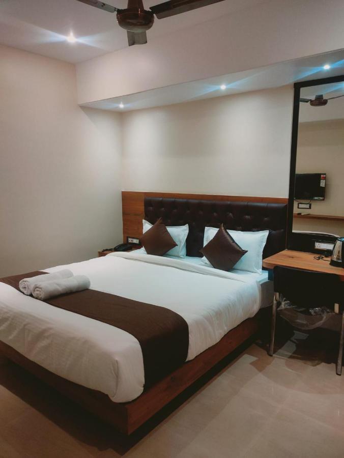 Aditya Inn 구와하티 외부 사진