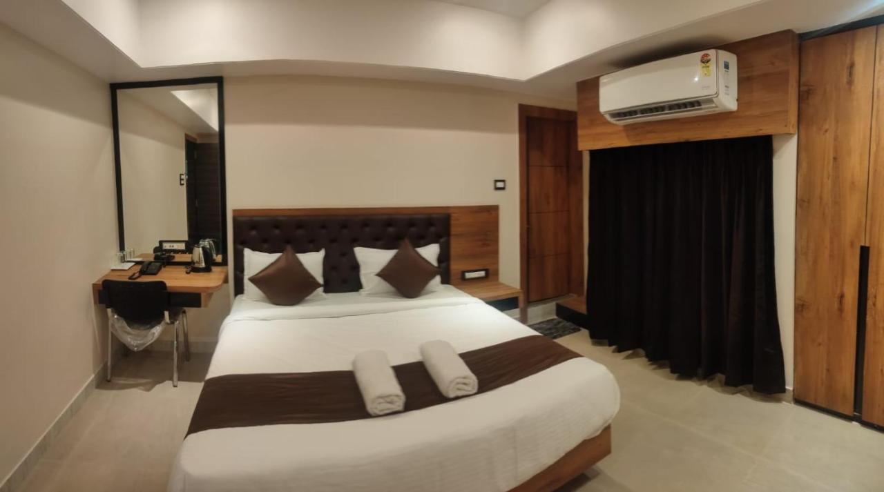 Aditya Inn 구와하티 외부 사진
